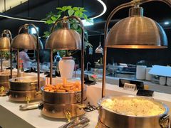 -涨巢·潮玩水疗局