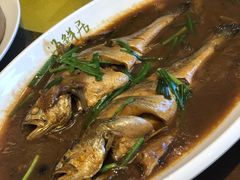 -赶海部落海鲜城(海阳路店)