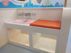 -戊辰亲子游泳俱乐部