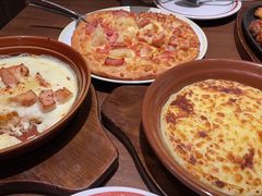 培根鸡肉双拼披萨-萨莉亚意式餐厅(杭州滨江天街店)