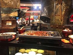 自助取餐区-四海一家自助餐(益田假日广场店)