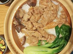 -煲仔皇腊味煲仔饭(经四万达店)