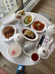 -爱陪伴一对一月子中心(融侨店)