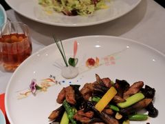 鸡枞菌爆爽肉-馋遇江南·精致湖景雅宴(东方之门店)