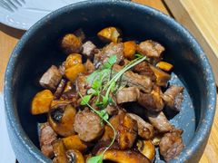 牛肉炒蘑菇-榖屋house of flour(张江首店)