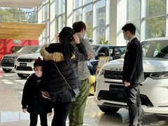 -上海伟杰·捷豹路虎4S店(闵行店)