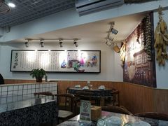 大堂-八两八金·莱芜特色炒鸡(市南漳浦路店)
