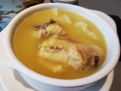 浓汤花胶鸡汤-维园悦谱·海派家常菜(乌鲁木齐南路店)
