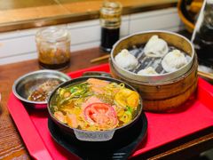 -老新隆牛肉锅贴(新街口店)