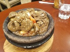 石锅手打牛肉丸-潮堂(环球金融中心店)