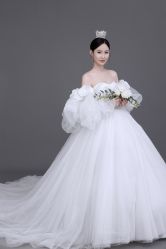 点击看大图 -挪娅婚纱摄影皇家会所