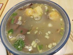 金陵鸭血粉丝汤-弄堂小笼包(西青中北永旺购物中心店)