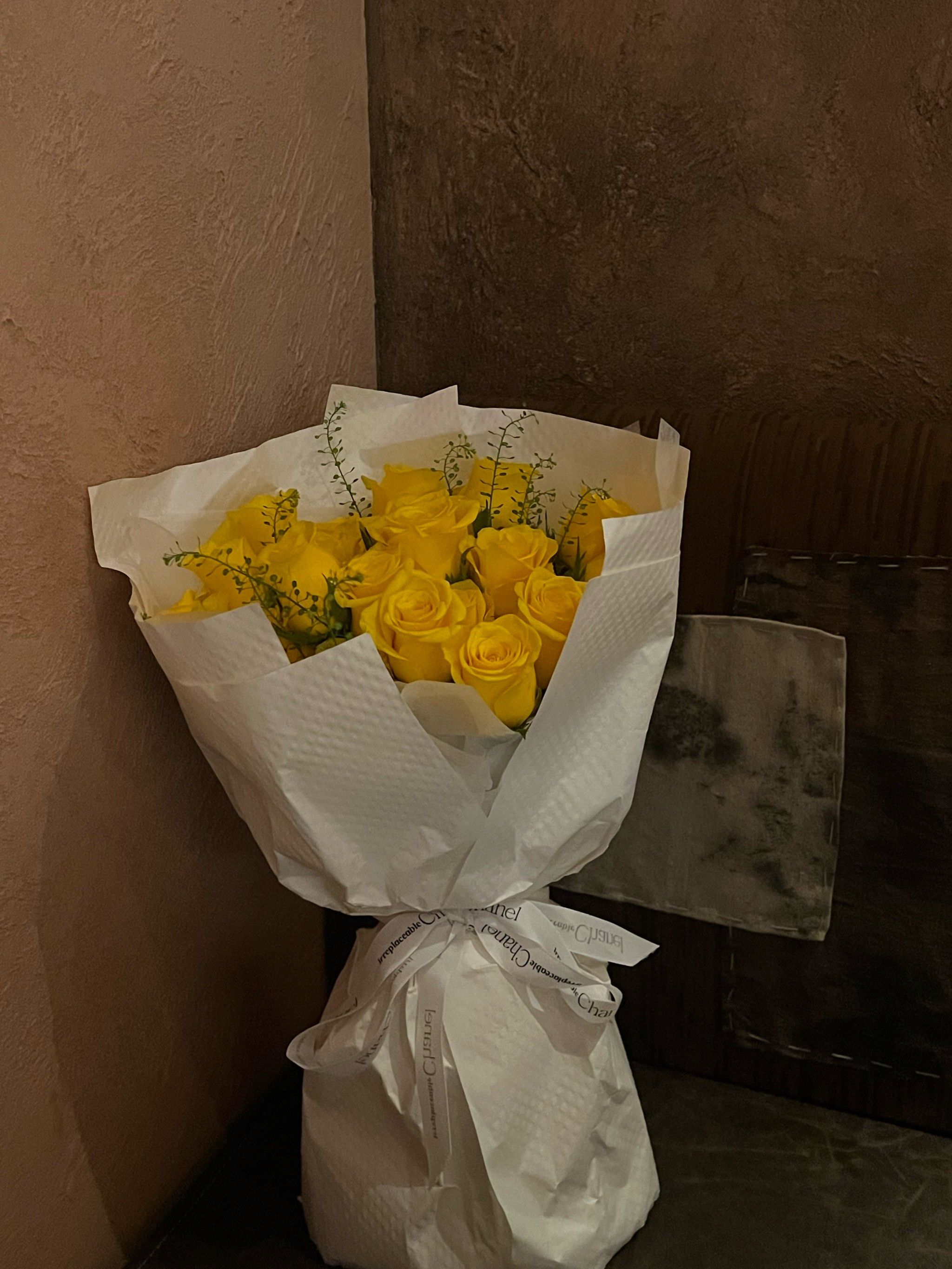 是玫瑰的那一束黄玫瑰