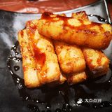 特别推荐烤五花肉，还有烧烤的鱿鱼也很不错