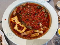 剁椒鱼头-谷语中餐厅