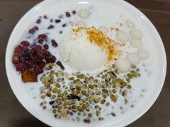 -圆碌碌甜品屋(二中店)