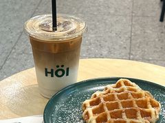 -HOI COFFEE