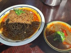 -蓝田九大碗民俗食府(蓝田店)