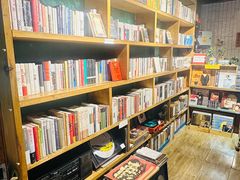 -守望者书店(南开大悦城店)