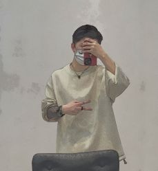 -Kraemer Paris  苏豪路易士·嘉玛发廊