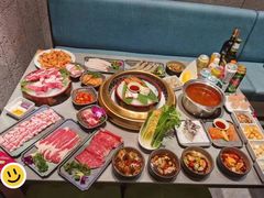 -佰烧海鲜烤肉火锅自助(台东步行街店)