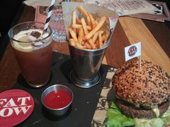 -FAT COW(虹梅路店)