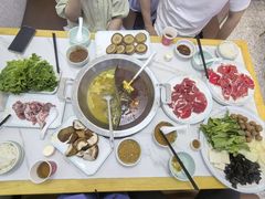 -撒拉人家.酸菜牦牛肉火锅