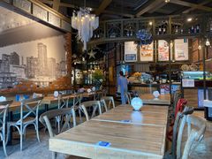 -玛格萝妮(汇智国际商业中心店)