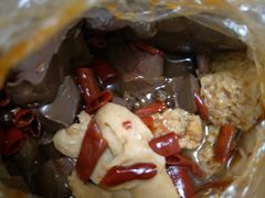 -梁老三麻辣鸡头(汝河小区店)