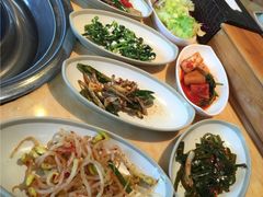 小菜-牛信亭韩国料理·炭火烤肉(紫藤路店)