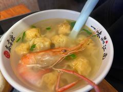 蟹黄大虾小馄饨-鑫震源·苏式大虾生煎(山塘街店)