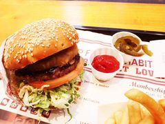 -The Habit Burger Grill 哈比特汉堡(复兴soho店)