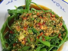 -洪霞餐馆