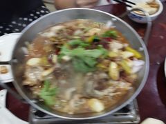 -丹水桥地锅鱼·翘嘴鲌·地方特色全鱼宴(丹江口大坝店)