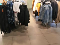 -H&M(鹏欣水游城店)