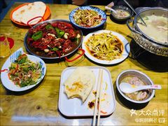 -杨氏青龙虾·羊蝎子(托乐嘉店)
