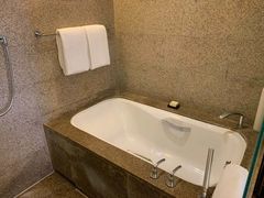 -上海外滩茂悦大酒店