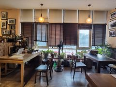 -蓝语境咖啡(辉煌国际广场店)