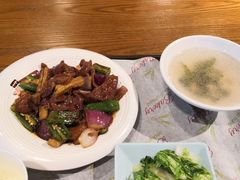 -哇蛙牛功夫面渝都料理(龙阳广场店)