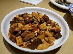 松子牛肉炒年糕-兔爸私家小厨(新北万达店)