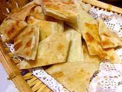 -阿三鱼头泡饼·家常菜