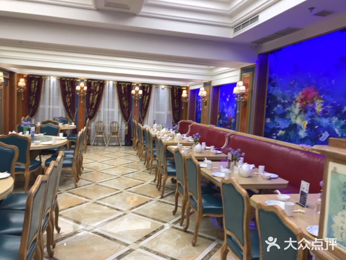 品海楼·大连海胆锅贴馆(东港店)大堂图片