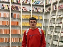 -钟书阁(松江泰晤士小镇店)