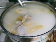 一品胡椒猪肚鸡-避风塘·老港味餐厅(虹口龙之梦店)