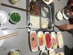 -海底捞火锅鲜切牛肉主题店(长寿路店)