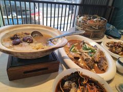 -小船渔村•大连菜•大连焖鱼(黄河路店)