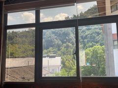 -芦茨金富饭庄·25年老字号·专做稻草鸡