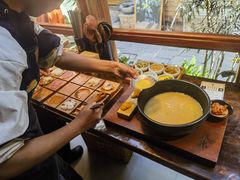 -银米·云南传统过桥米线(双廊黑金冠店)