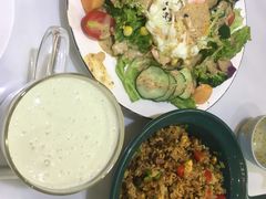 牛油果奶昔-丽莎沙拉轻食餐厅(国贸店)