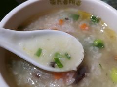 -强氏喜阿婆粥饼店(大众街店)